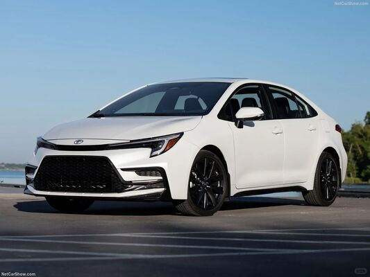 comprar Toyota Corolla Hybrid Sedan com motor de 1.8L em condição de carro premium com One Click Start Fabricação em linha