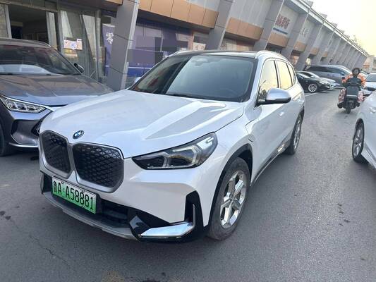Bom preço 2023 BMW iX1 Luxury EV com Suspensão Frontais Esquerda Substituída, 36.000 km Kilometragem, FCA Preço $15,300 on-line