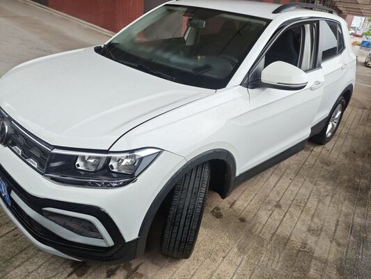 Хорошая цена 2023 Volkswagen T-Cross Facelift 1.5L Автоматическая версия Fashion Edition онлайн